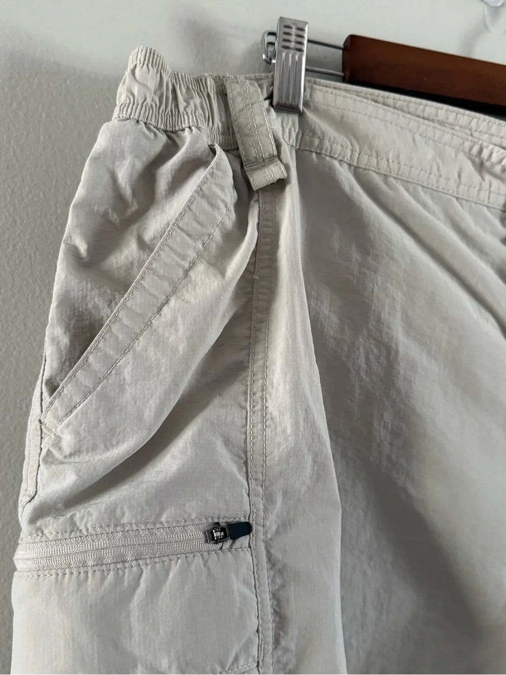Men's Coleman Beige Cargo Shorts - Lightweight Outdoor